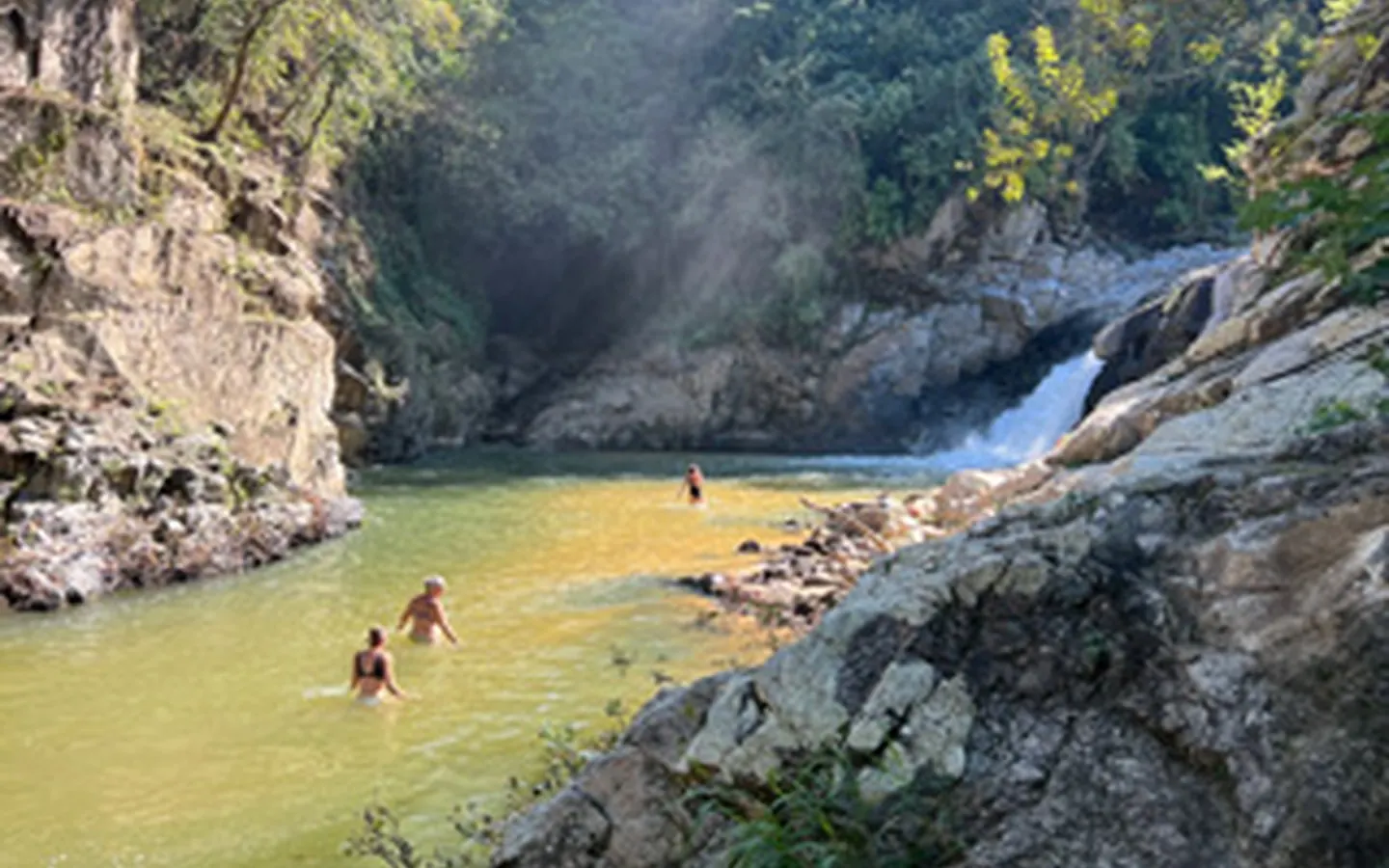 whats-included-waterfall-1440x900-1-perf-v1.webp Natural waterfall and swimming pool in the green hills near Yelapa